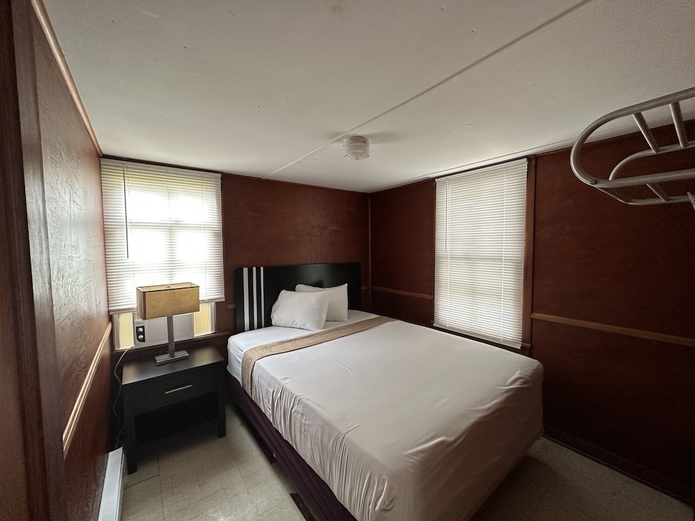 Uncle Toms Cottages - Property Image 20