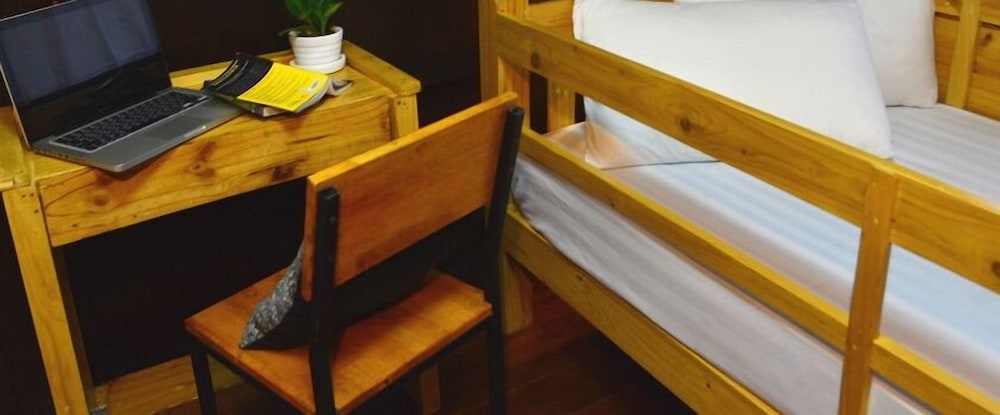 SamSibSan Hostel