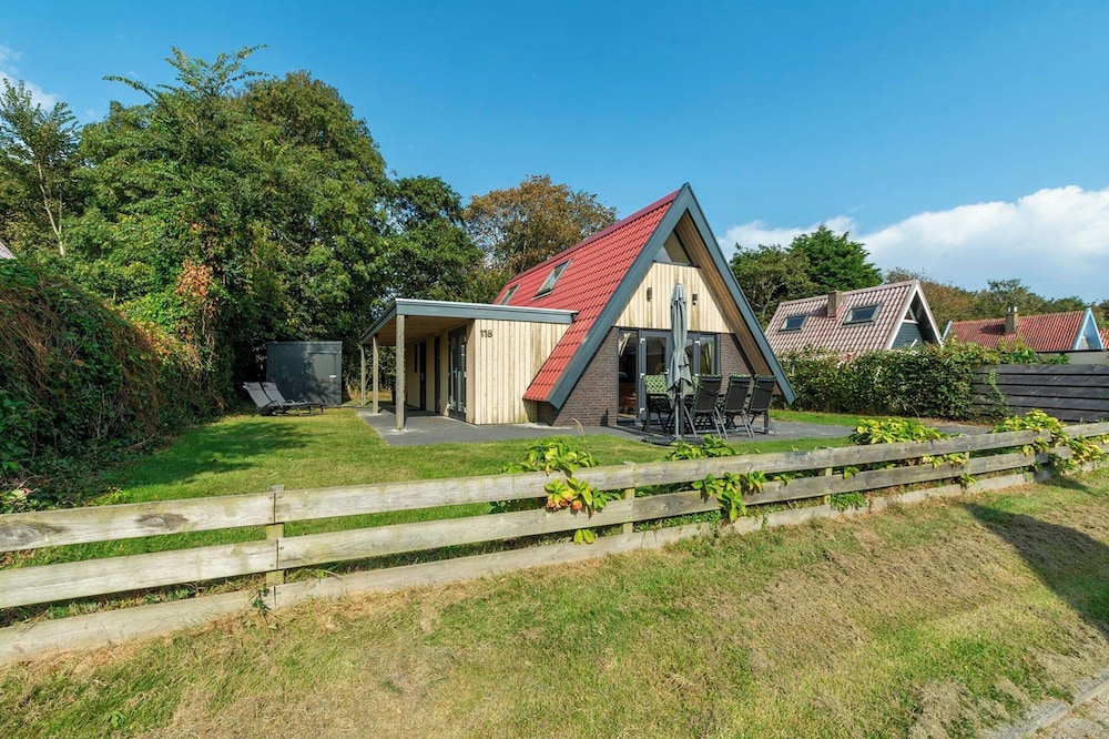 Holiday Home in Groote Keeten With Garden