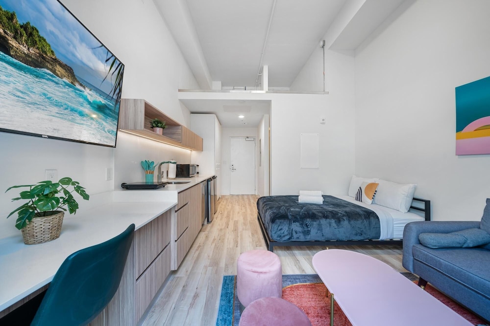 Pastel Apartments