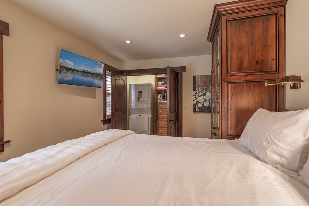Gorgeous Northstar Condo Walk to Village view 4