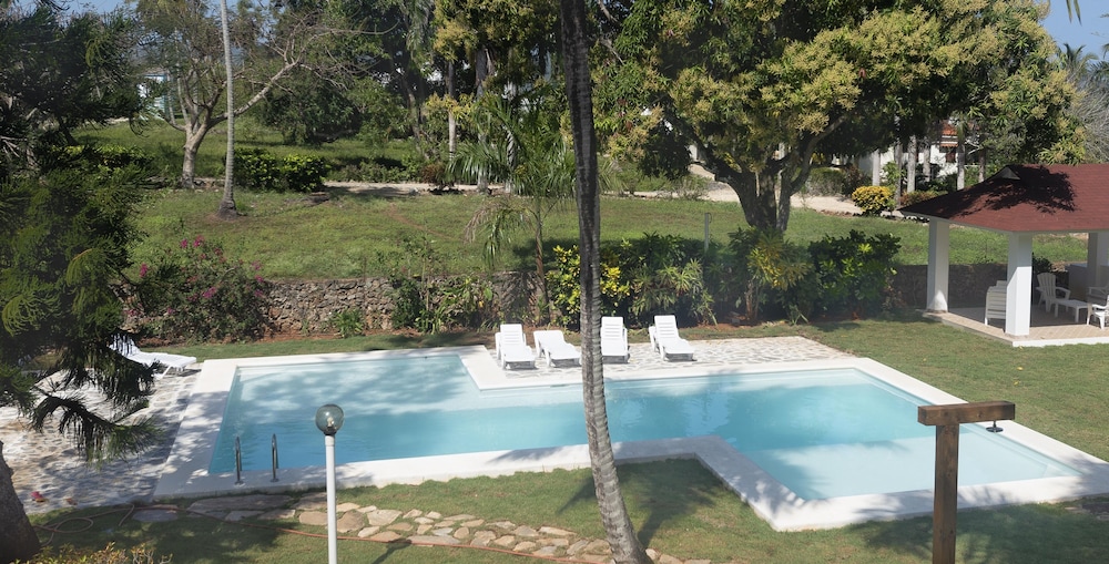 El Pelicano Apart-Hotel