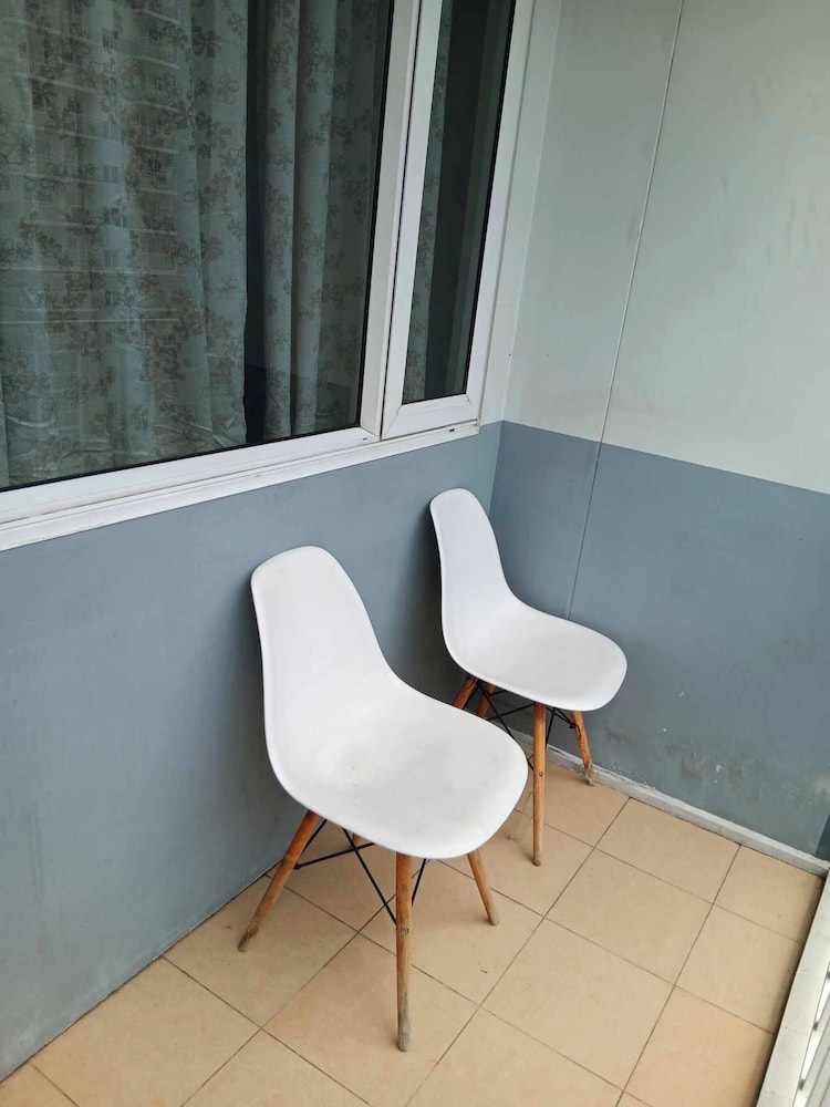 Fancy Pasay City Apartment for Rent - Mall of Asia Nearby Front of Mall Of Asia
