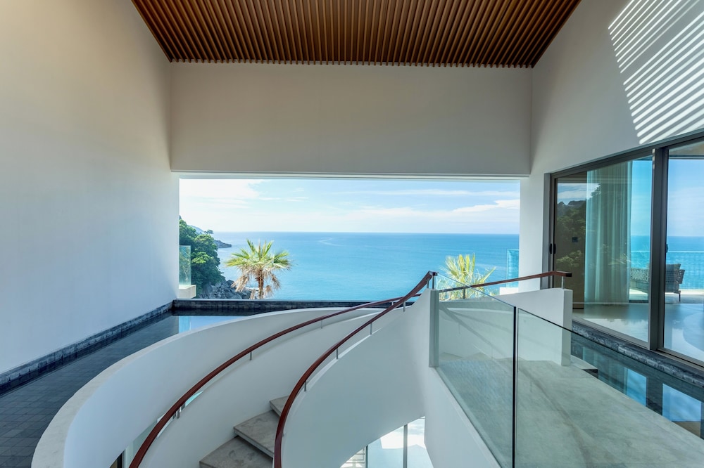 The Aquila Villa