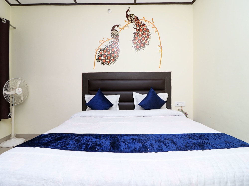 Dehradun Vacations - OYO 13673 Home Luxury 1RK Happy Valley - Property Image 15