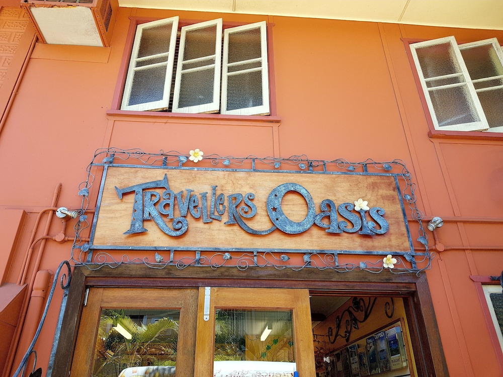 Travellers Oasis - Hostel