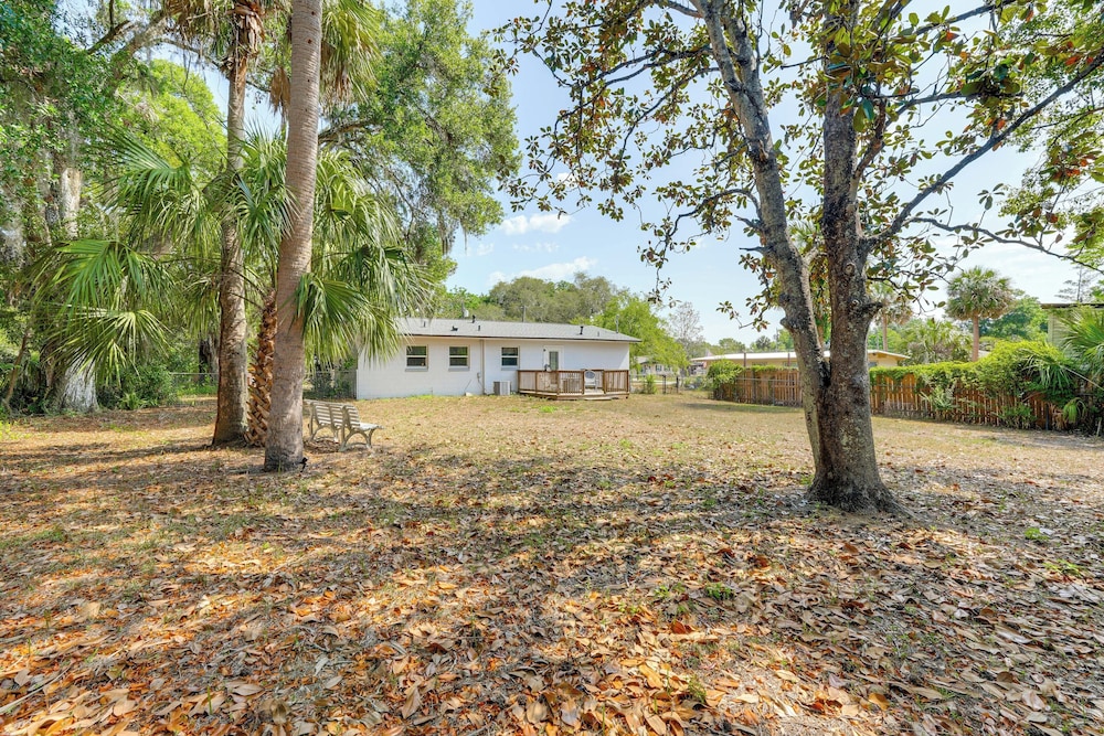 2 Mi to Lake Griffin: Fruitland Park Home