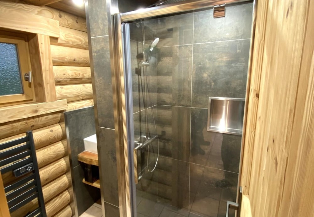 L'ours Blanc Chalet en Rondins