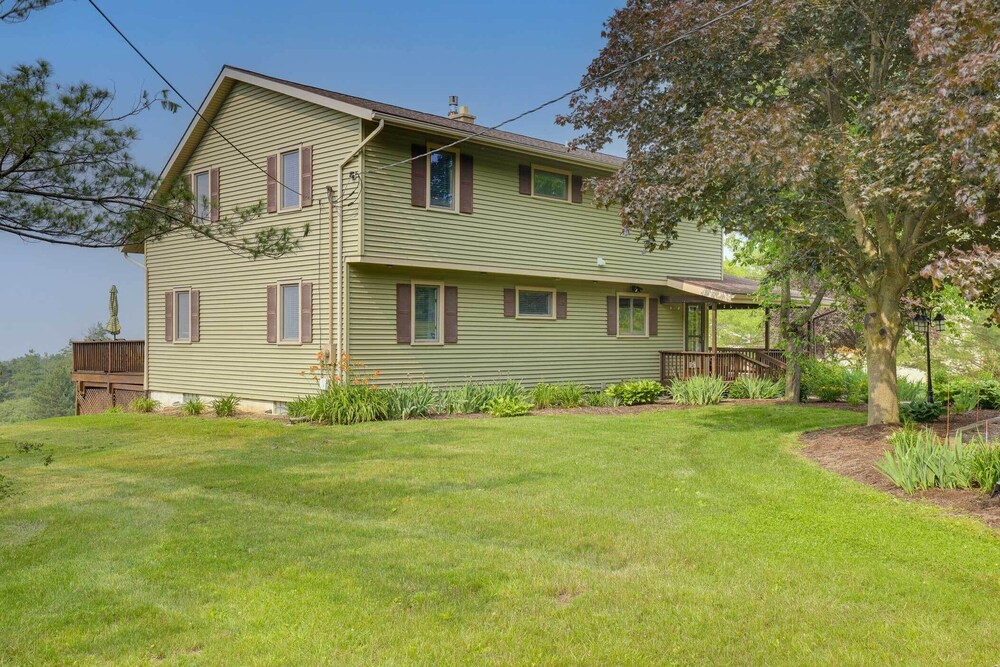 Spacious Hammondsport Home on 6 Acres w/ Lake View view 2