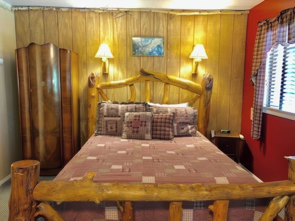 Eagle's Nest Lodge
