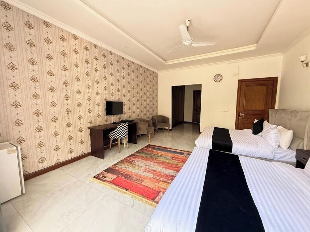 Rhodium Hotel ONE