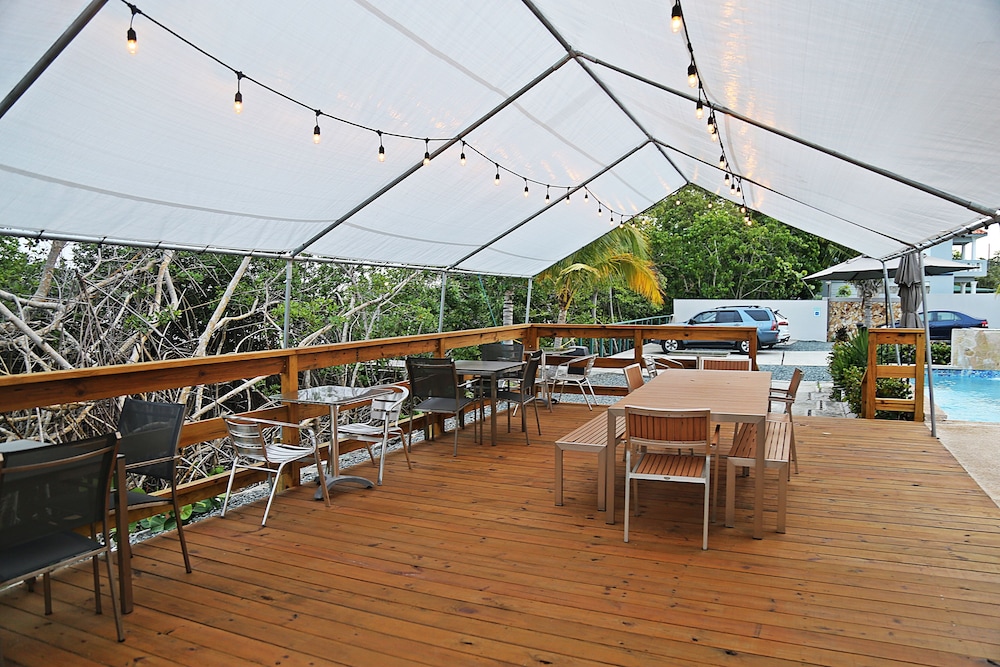 Tarpon's Nest Lodge - Property Image 8