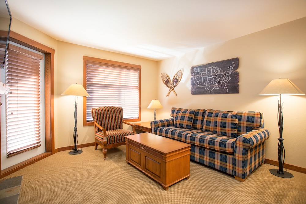 One Bedroom Condos at Powderhorn Lodge - Solitude UT