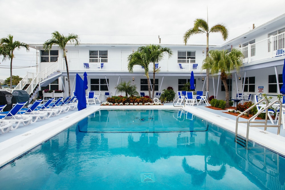 Sea Spray Inn - Property Image 6