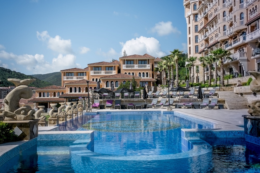 Villas Elenite Premium