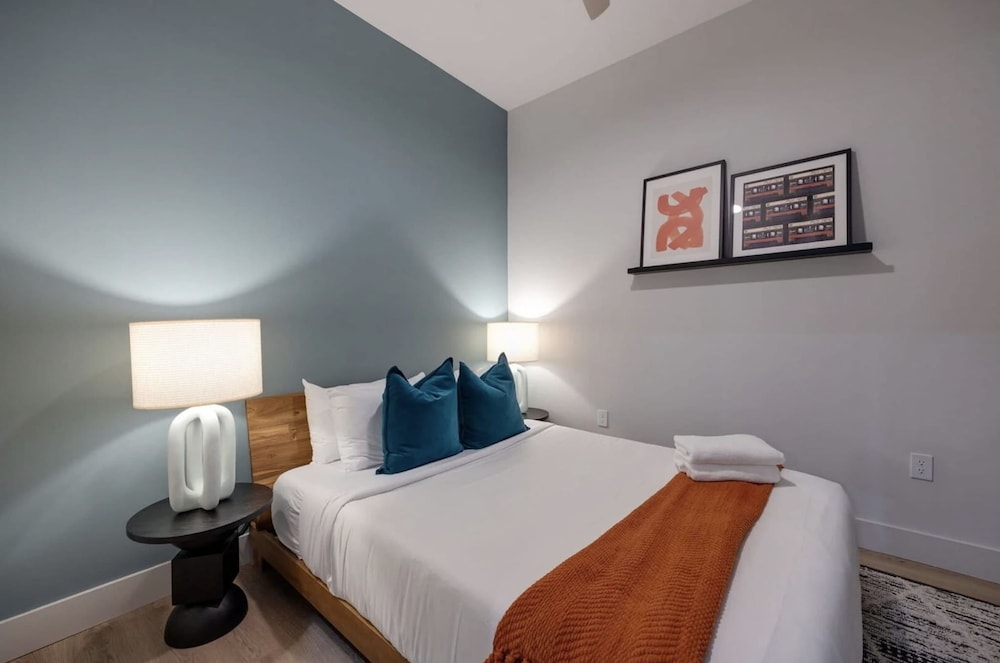 Nash Landing by Avantstay Heart of Midtown Nashville Patio