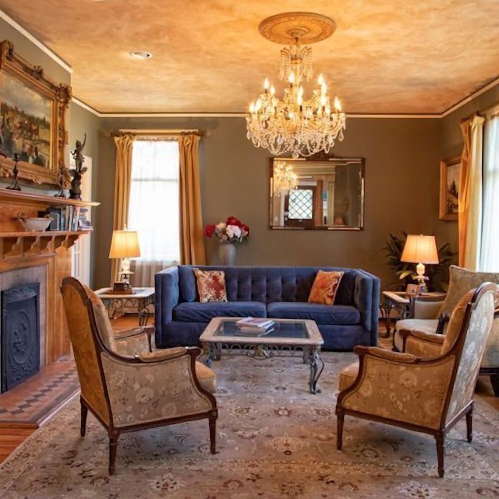 The Black Walnut B & B Inn