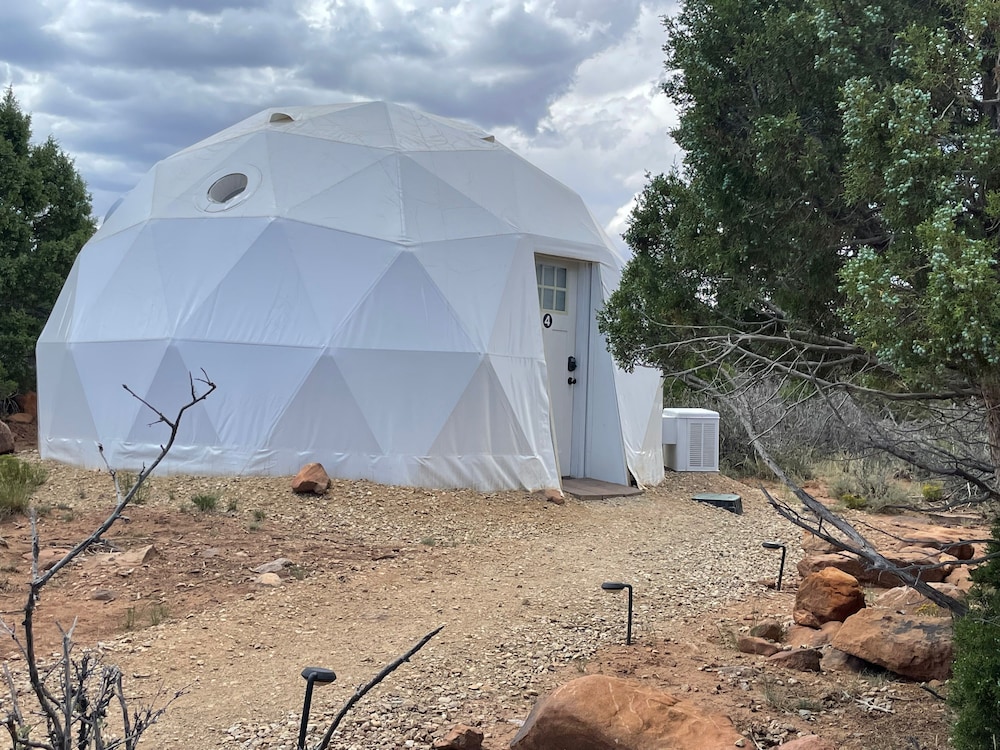 Canyonlands Dome Resort view 3