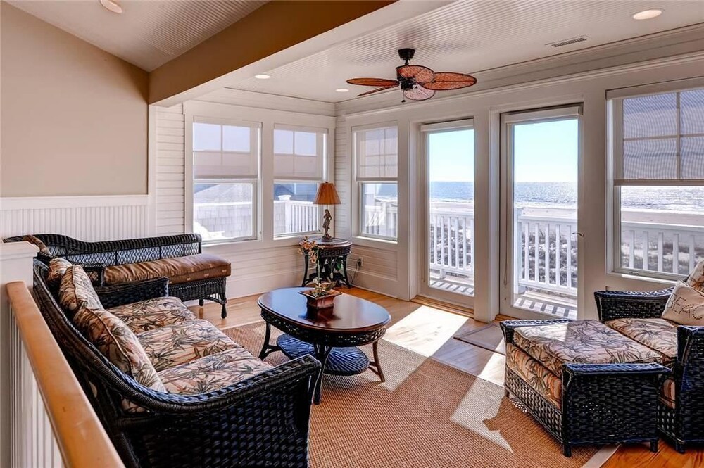 Chirico House 6 Bedroom Holiday Home By Bald Head Island