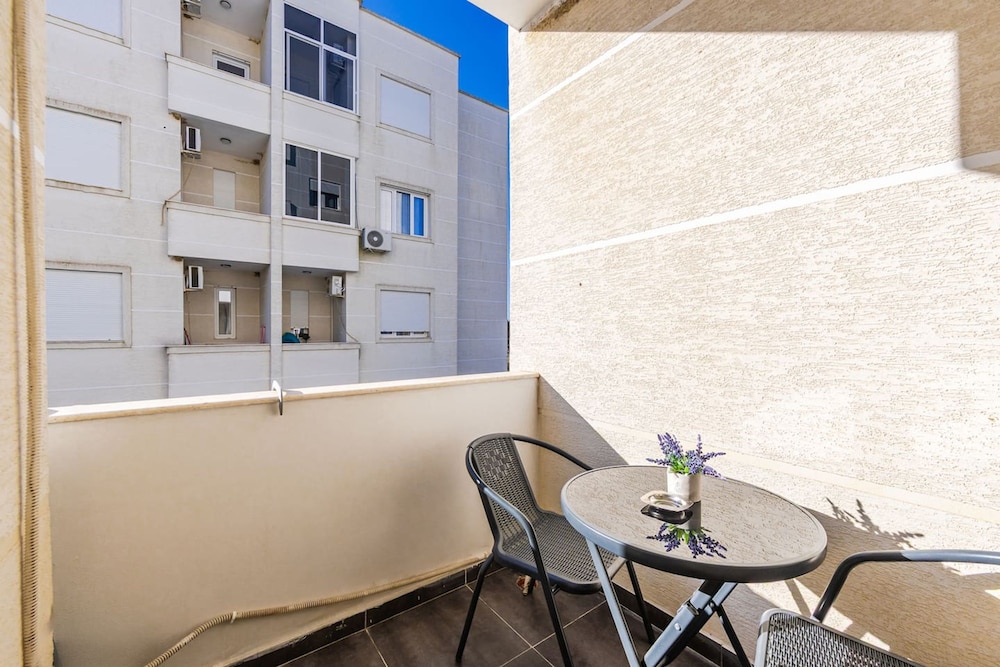 The Seabreeze Apartment