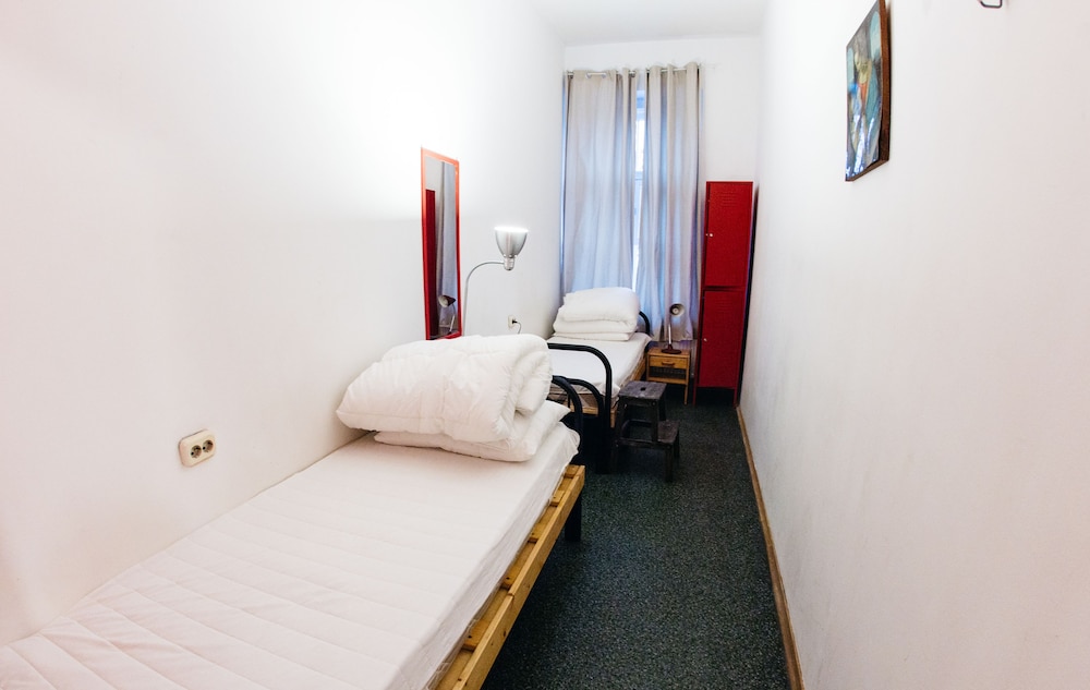 Cuba Hostel
