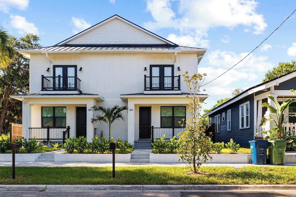 New Build in Old West 3 Bed, 2 Bath Family Rental