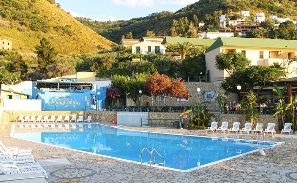 Villaggio Baia Calavà Hotel e Residence