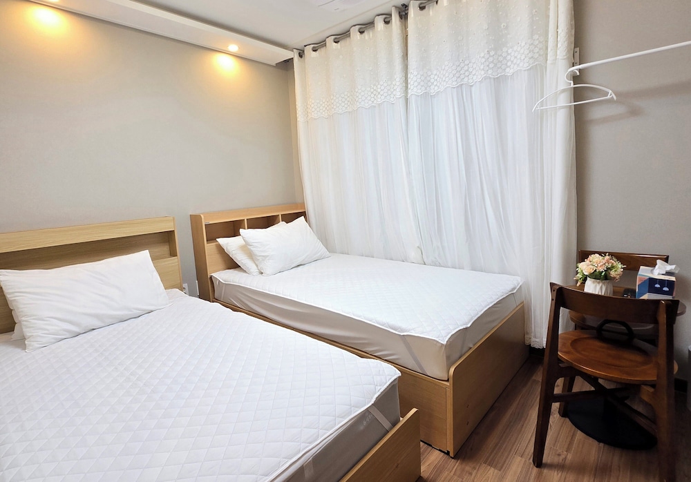 Incheon Airport Guesthouse L view 4