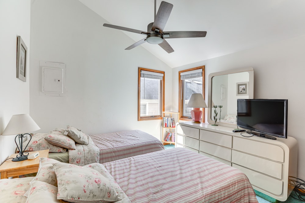 Renovated Ocean City Retreat - Walk to Beach! view 3