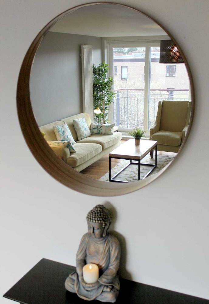 2 Bedroom Apartment With Parking