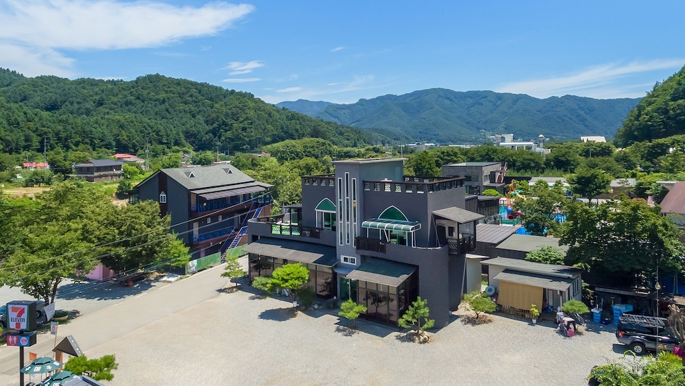 Gapeong Jason Spa Pension