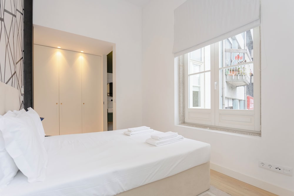 Crystal Luxury Apartment