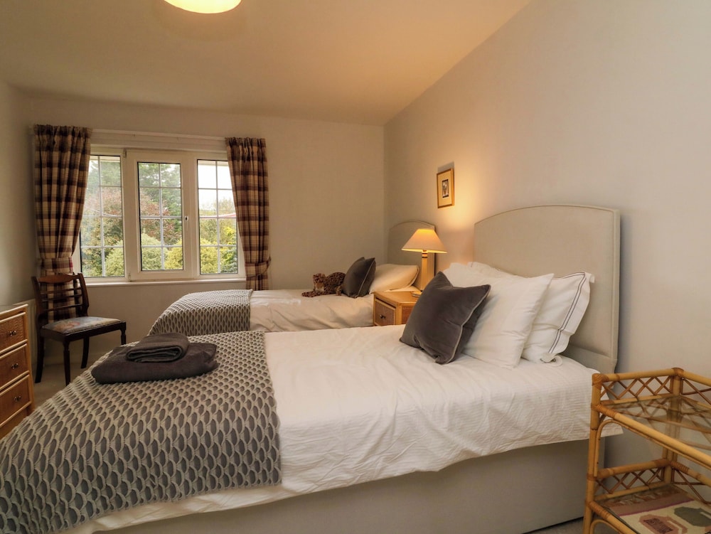 Heanton Lodge