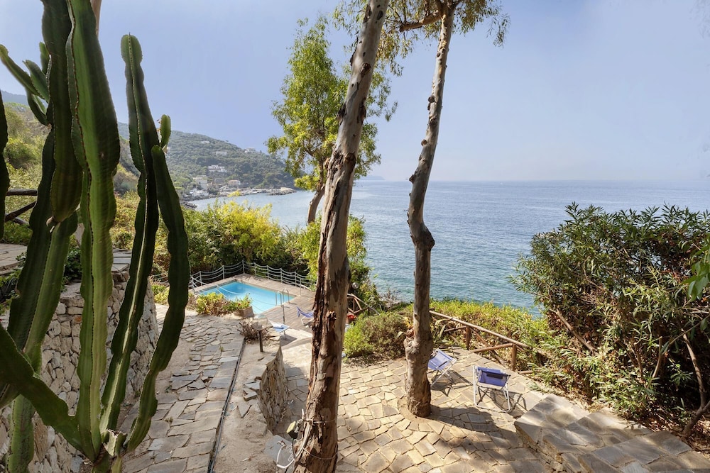 Villa Ofelia in Massa Lubrense photo 2