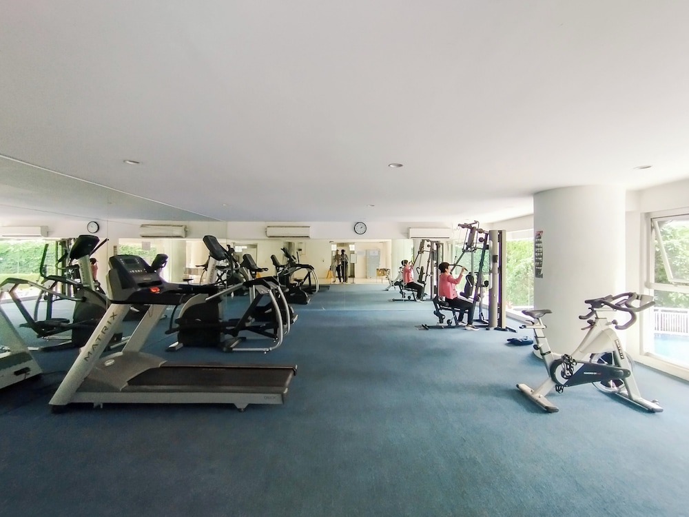 Relaxing 1Br At Dago Suites Apartment