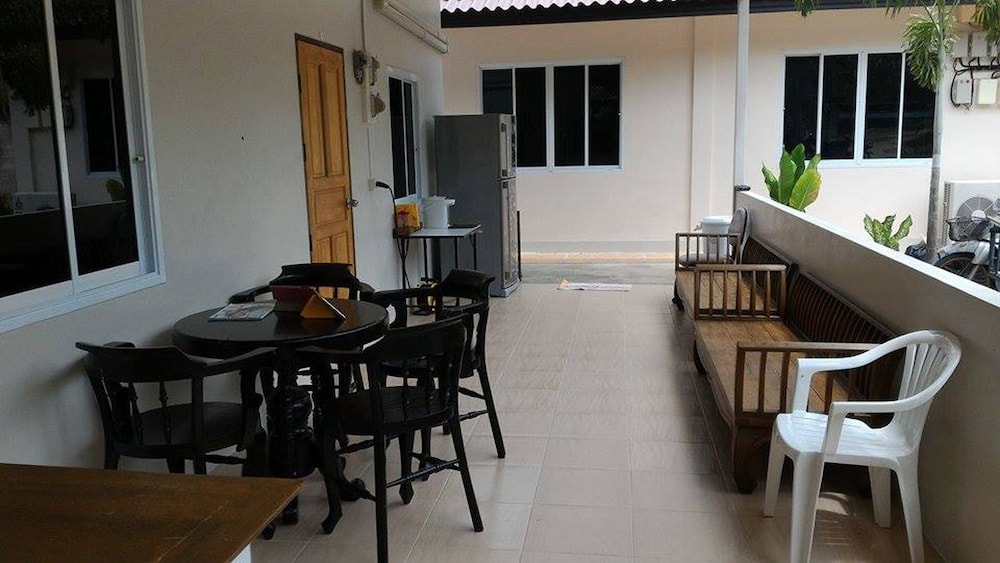 The Best Hostel