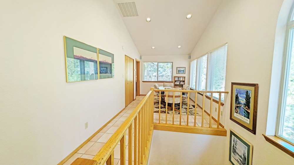 Mt Hood 13 4 Bedroom Home