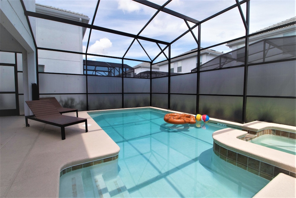 Storey Lake 4764 - Image 5