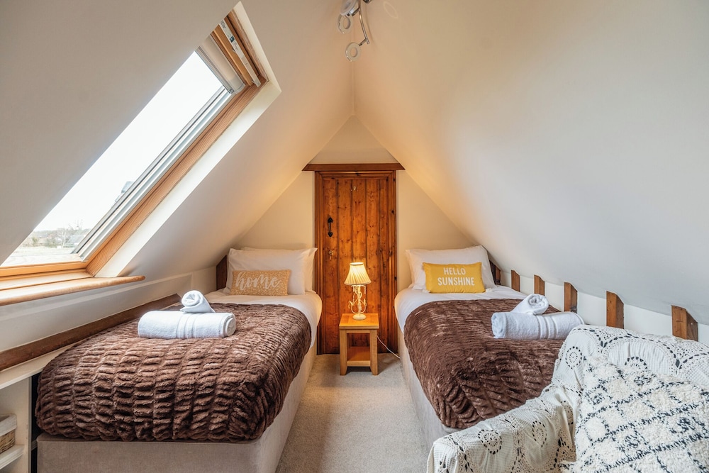 The Threshing Barn-Stunning 5 BD Retreat