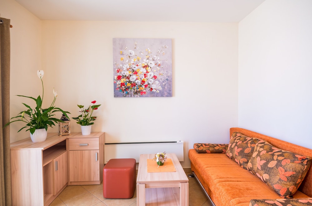 Burum Apartments