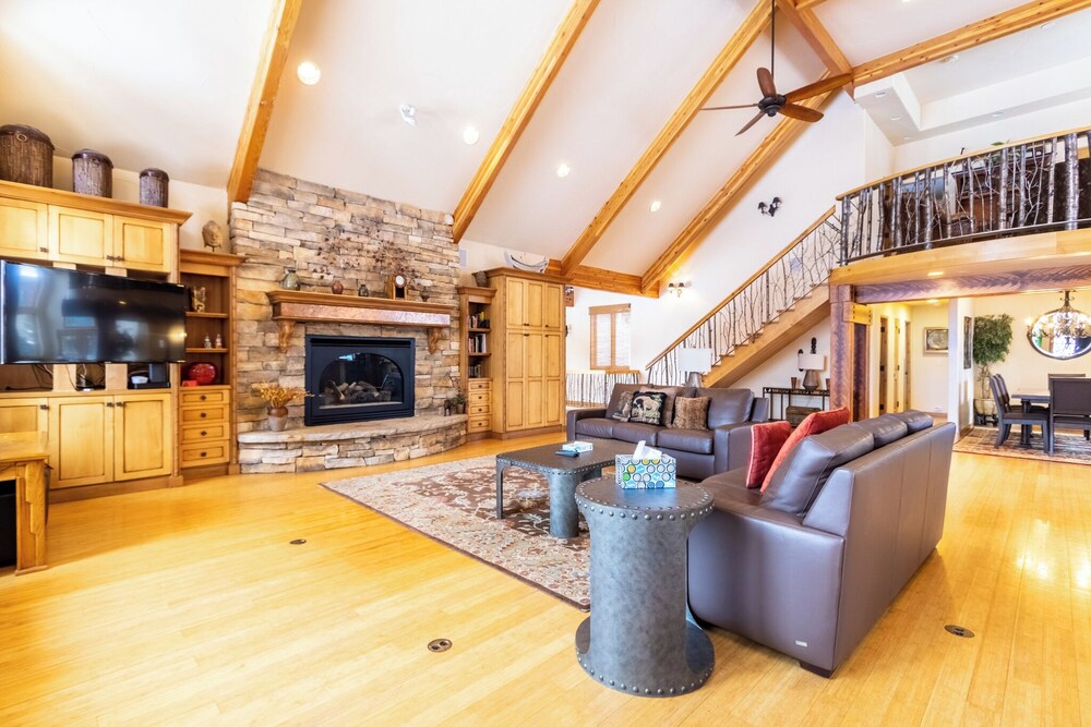 213 County Road 1041