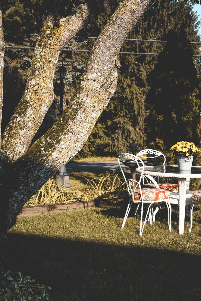Changing Times Boutique Country Lodging