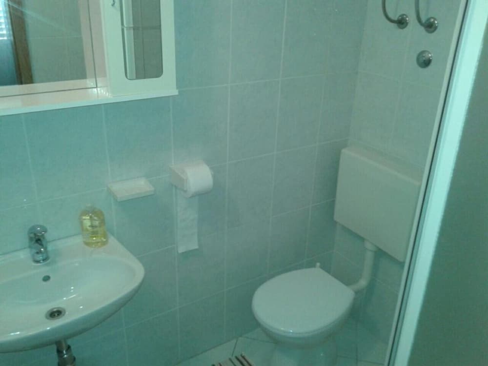 Photo 29