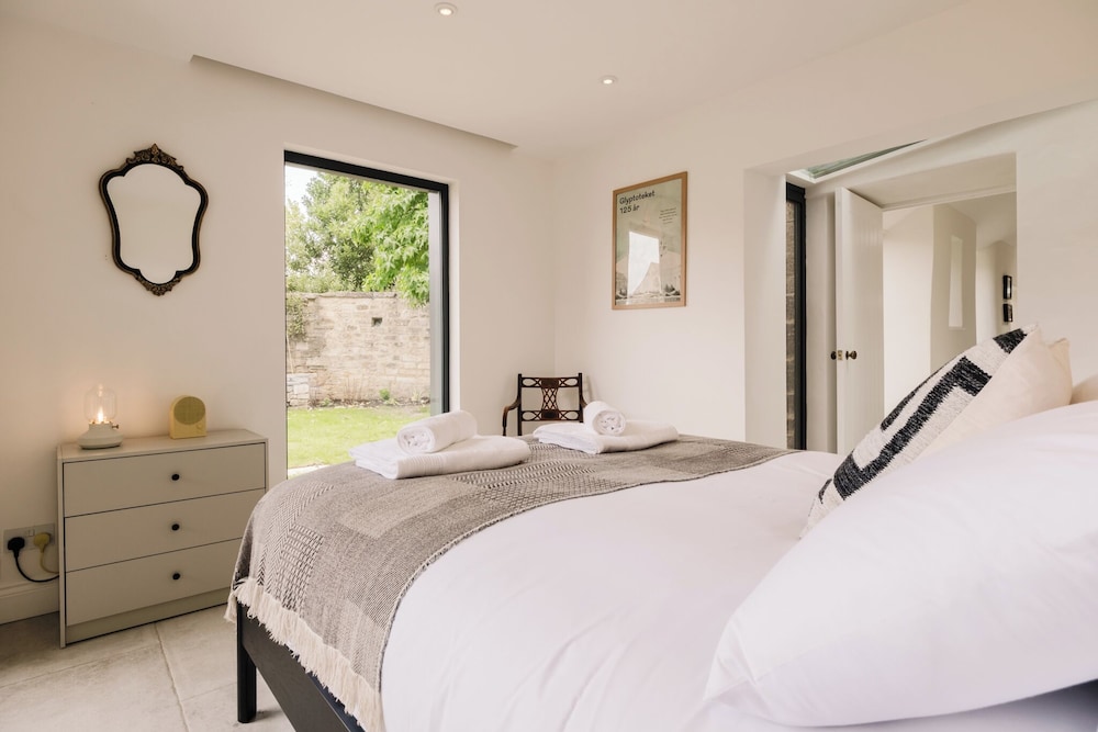Historic 3 BD Cottage in the Cotswolds