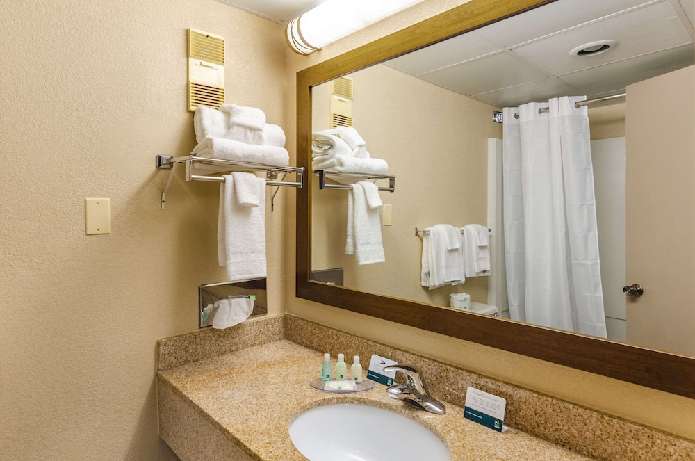 Quality Inn Radford-West Blacksburg I-81