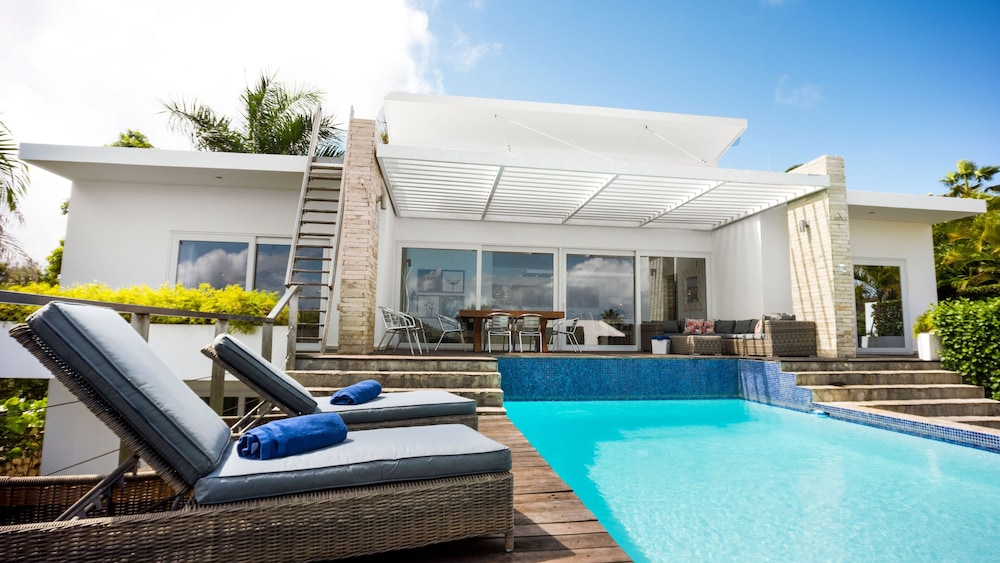 Villas Agua Dulce