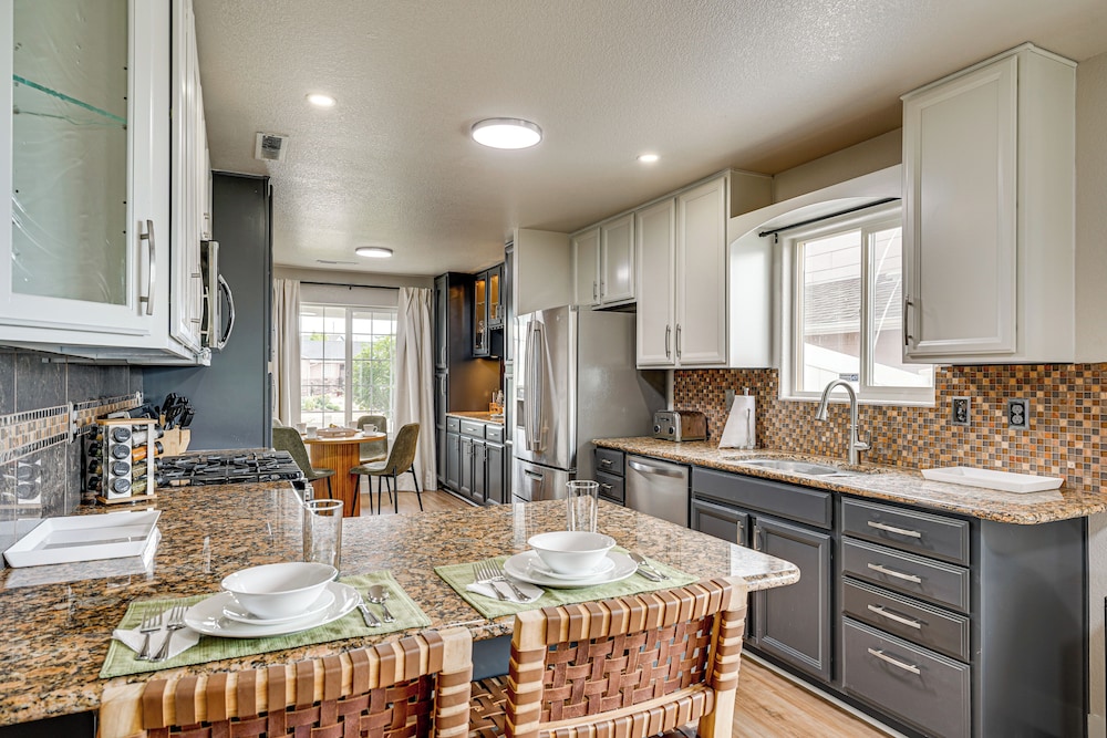 Family Home w/ Fenced Yard in Pueblo: 5 Mi to Dtwn
