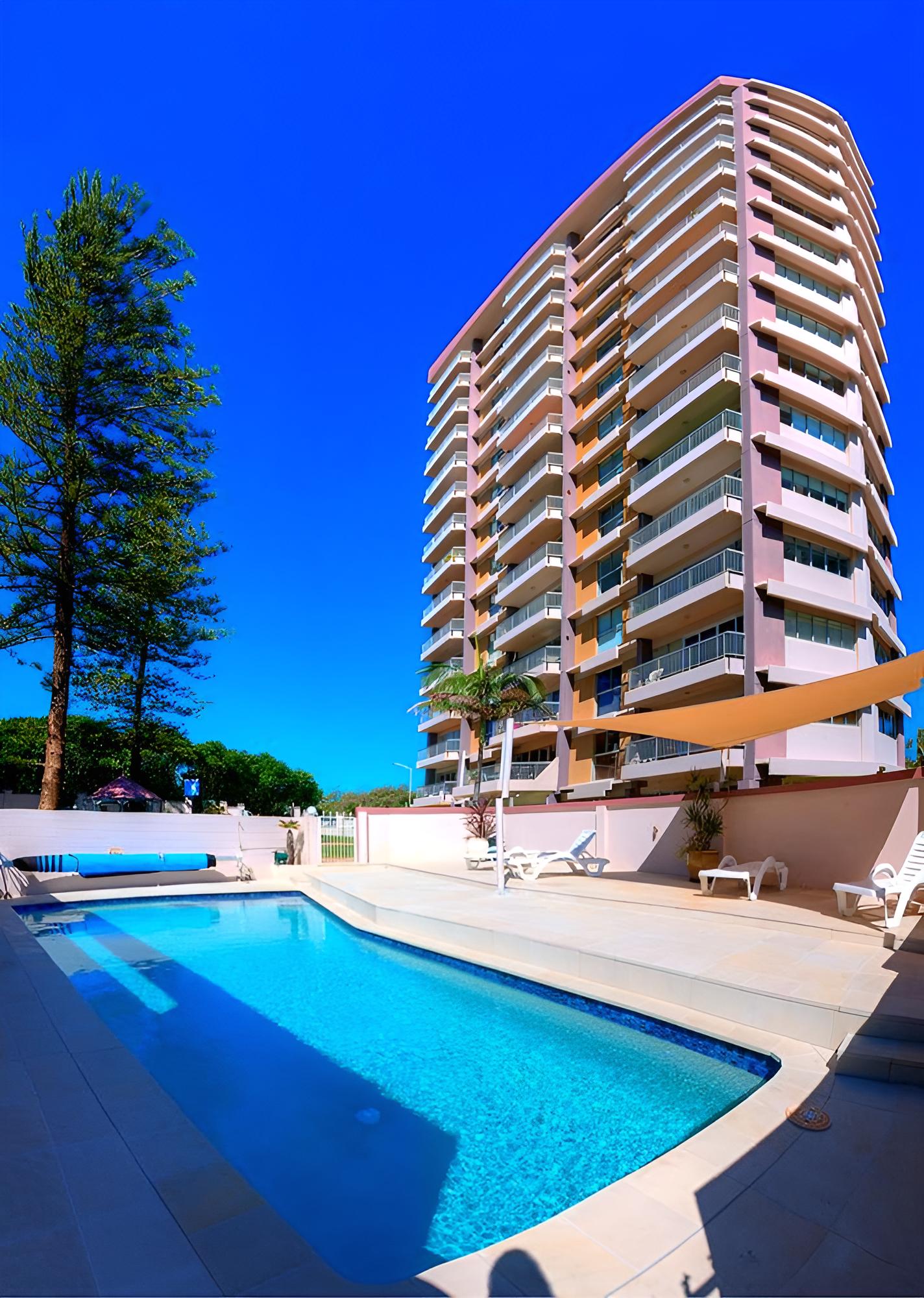 Narrowneck Court