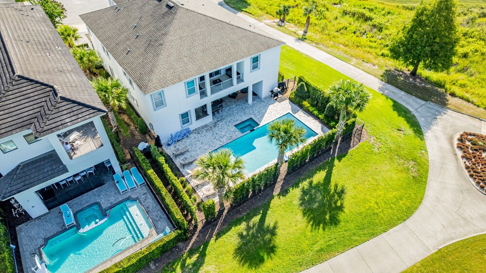 Villa With Private Pool - Home Gym - Home Theatre