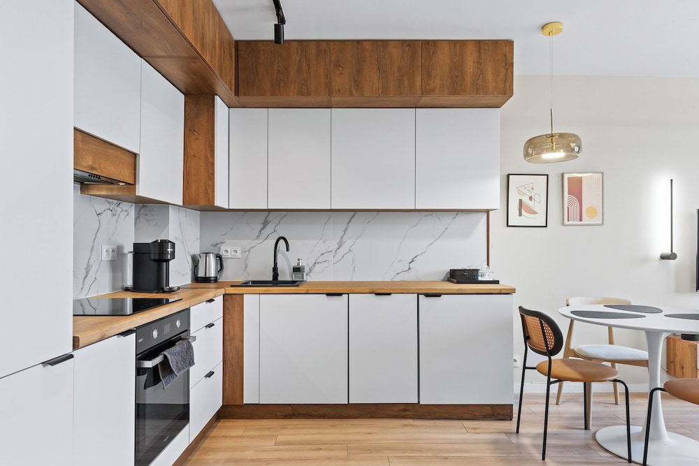 RentPlanet - Apartament Międzynarodowa